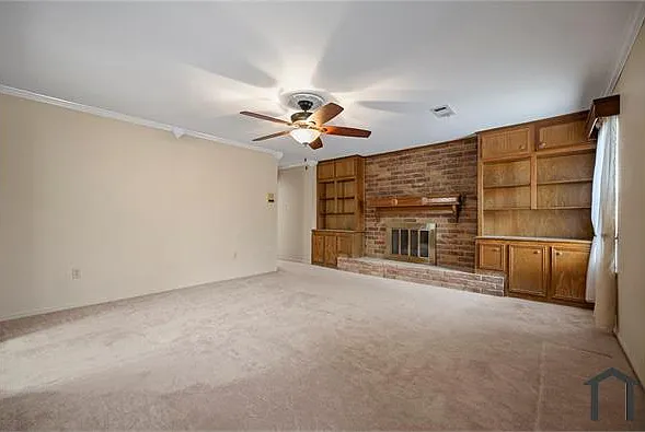 16318 Southampton Dr — Photo 22
