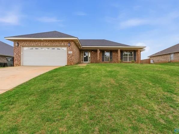 132 Bridge Crest Dr, Harvest, AL 35749