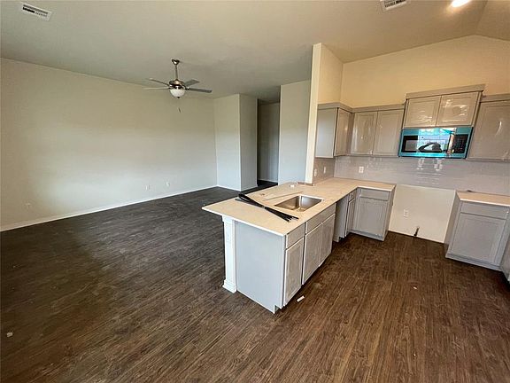 5th image of 9205 Quapaw Creek Trl