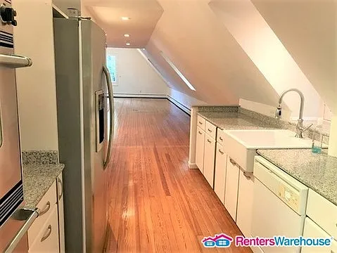6616 N Charles St #C — Photo 9