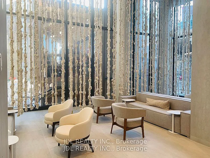 2 bed, $2,600 — Photo 2