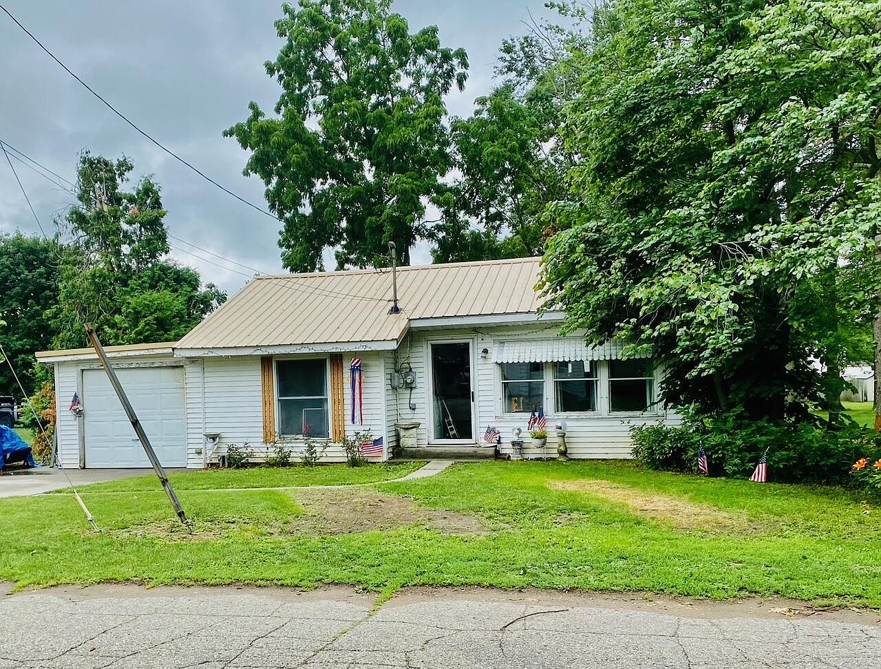 139 Wilson St, Morenci, MI 49256 Zillow