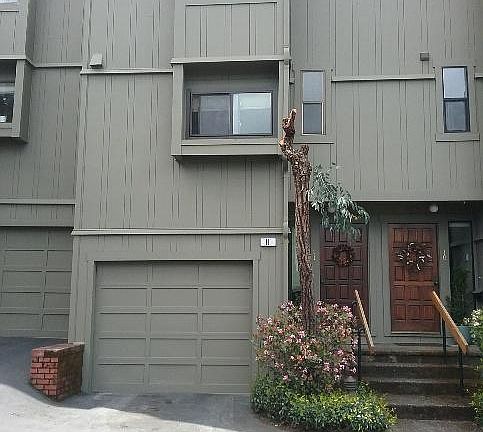 2nd image of 844 Reichert Ave APT 11