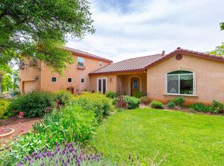 8650 Vista Bella Dr, Auburn, CA 95602