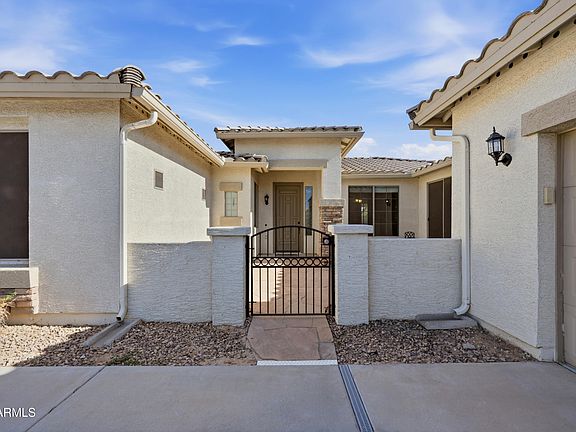 3rd image of 3353 E CANYON Way