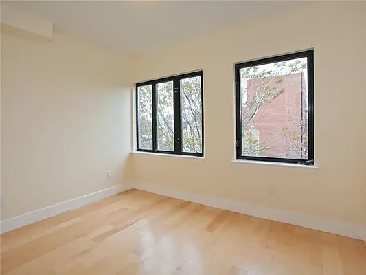 Sold by Avenue Sotheby's International Realty | media 13