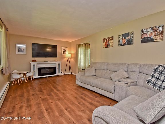 2nd image of 5 Gilliland Dr