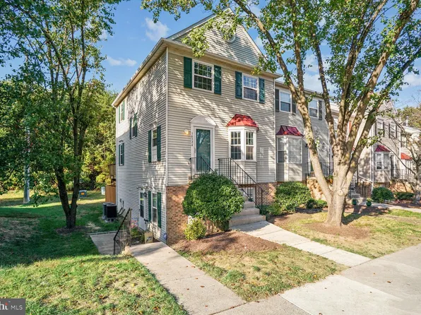 16324 Taconic Cir, Dumfries, VA 22025