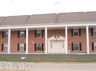 602 S Mercer Ave APT 213, Bloomington, IL