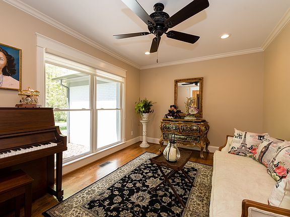 5th image of 5322 Lancelot Dr