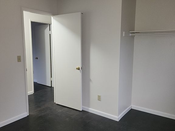 4th image of 1311 Johnson Ct #1301