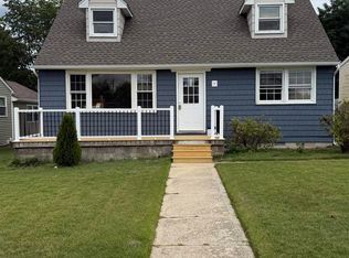 23 W Wilmont Ave, Somers Point, NJ 08244