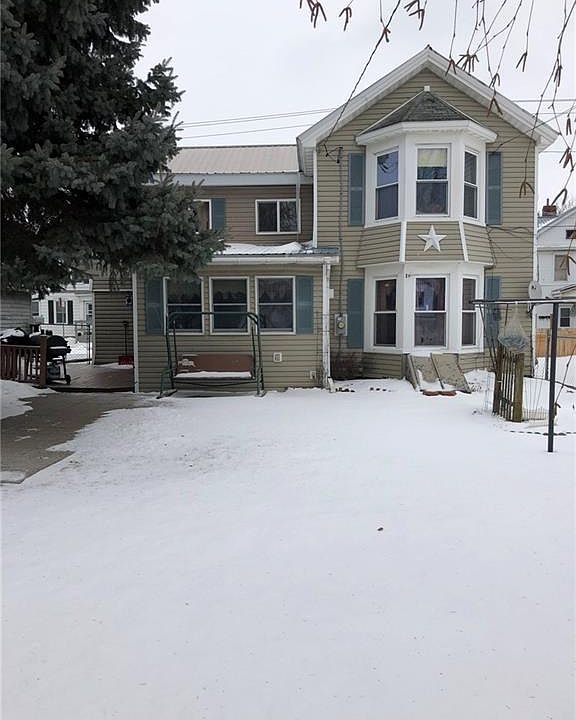 1st image of 402 New York Ave