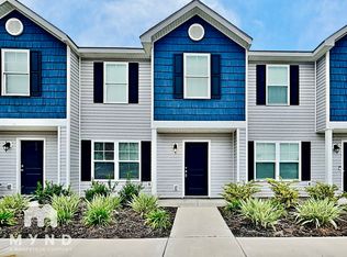 19 Cardinal Ct, Port Wentworth, GA 31407