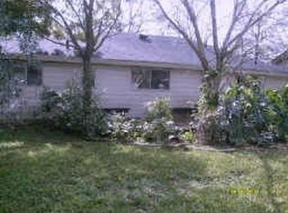 2813 Raymond St, Pasadena, TX 77506