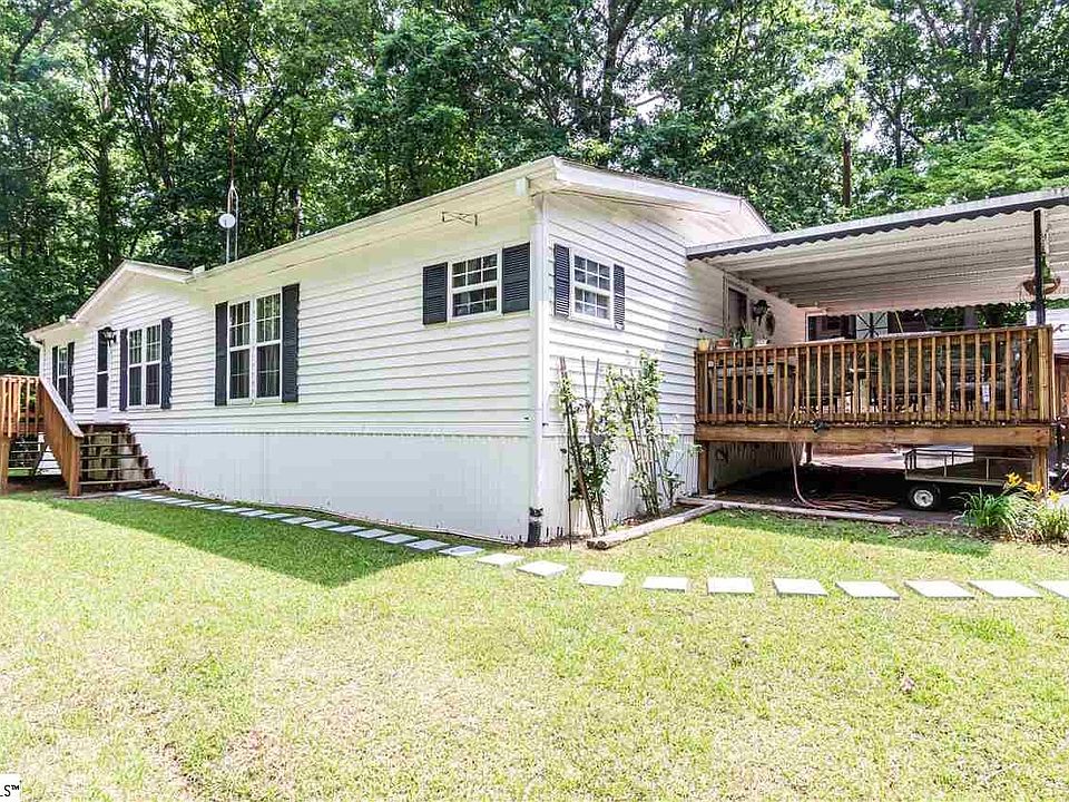Front of 111 Thompson Trail