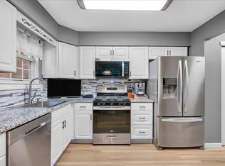 24 County Ave, Maple Shade, NJ 08052