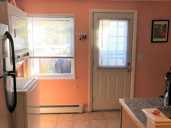5th image of 20 Prospect St #B
