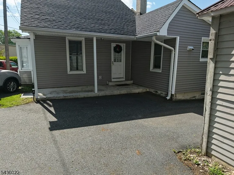 3 Plane St — Photo 21
