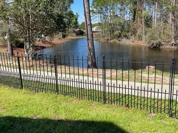 9640 Seafarers Way, Navarre, FL 32566