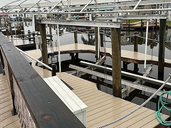 10000 lb boat lift 