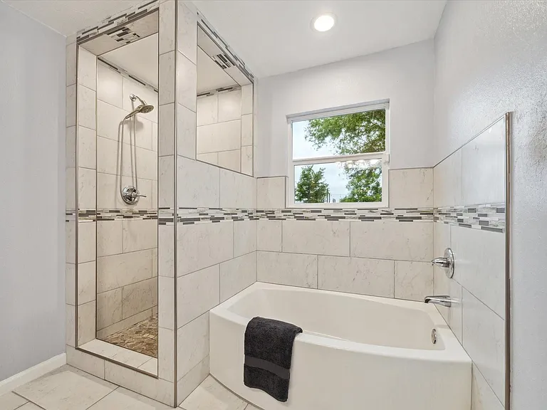 3402 Fox Ct — Photo 20