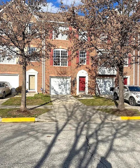 10312 Nareen St #1 — Photo 1