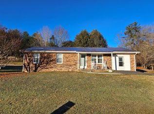 108 Morris St, Galax, VA 24333
