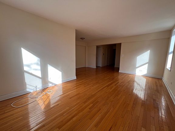 4th image of 8330 118th St APT 6F