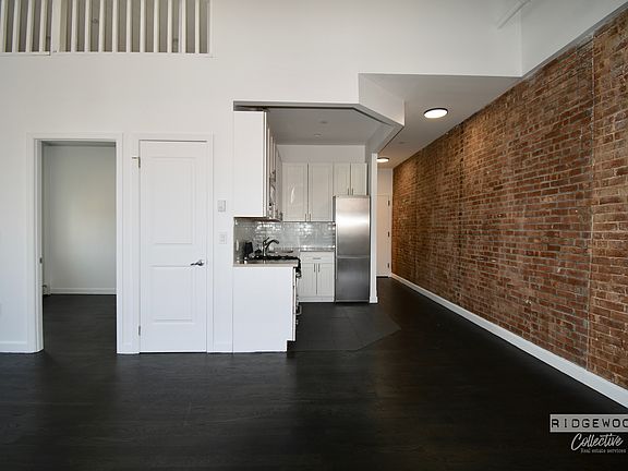 3rd image of 845 Manhattan Ave #4B