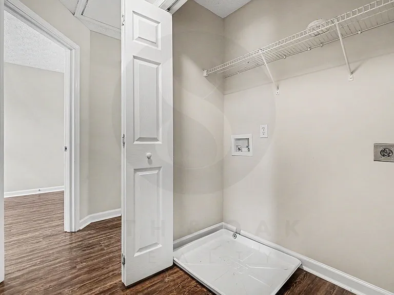 4561 Parkway Cir — Photo 22