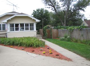 107 Walnut Ct, Sioux City, IA 51104