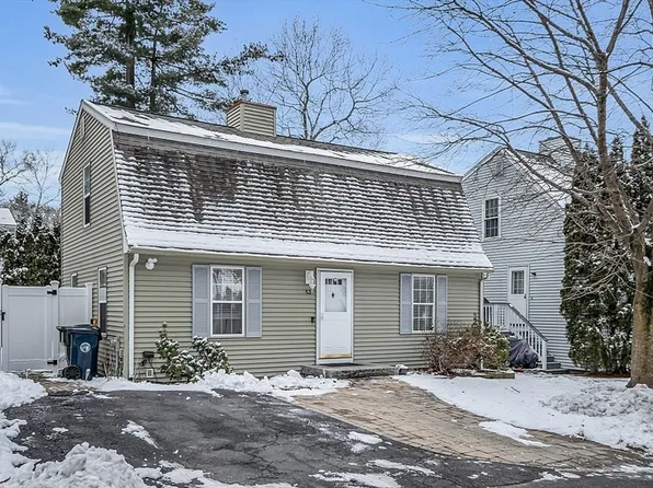 53 Settlers Ln, Marlborough, MA 01752