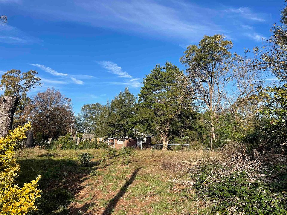 2nd image of 119 Branike Dr