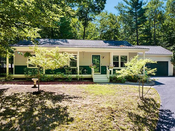 2nd image of 272 Lauri Wil Ln