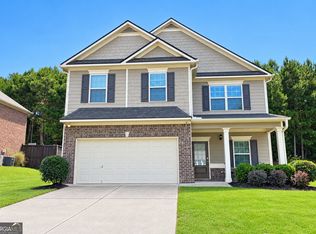 5910 Crescent Landing Dr, Cumming, GA 30028