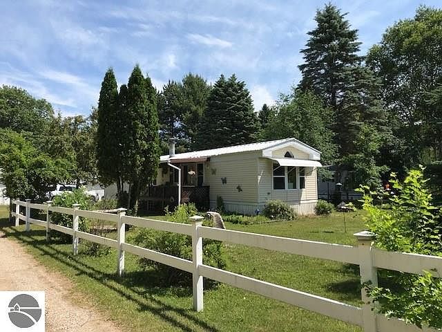 1st image of 6392 W Fairlane Dr