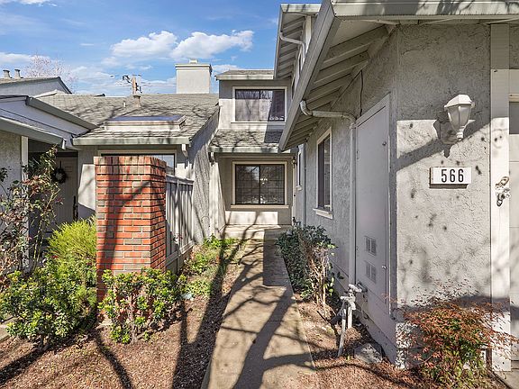 2nd image of 566 La Corso Dr