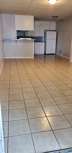 1676 E Hempstead St #2 Photo 1