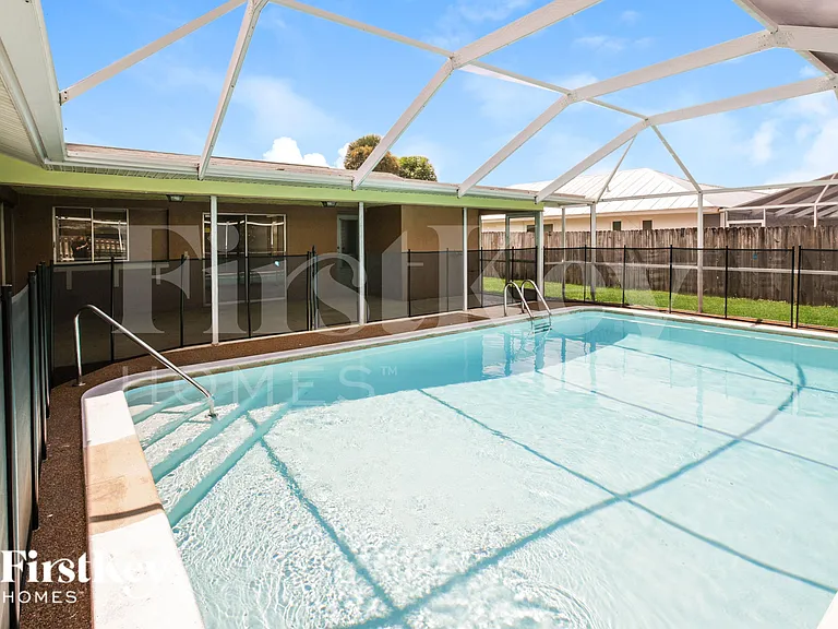 603 Wildwood Pkwy — Photo 14