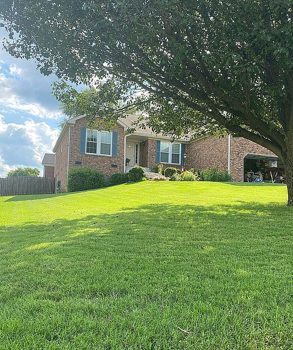 1st image of 803 Bristol Dr