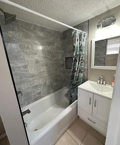 460 35th Ave N #1/2 — Photo 4