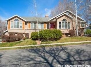 2051 E Oak Manor Dr, Sandy, UT 84092