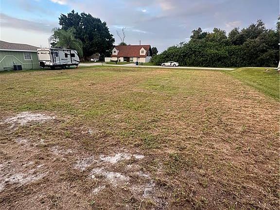4th image of 17506/17510 Ellie DR