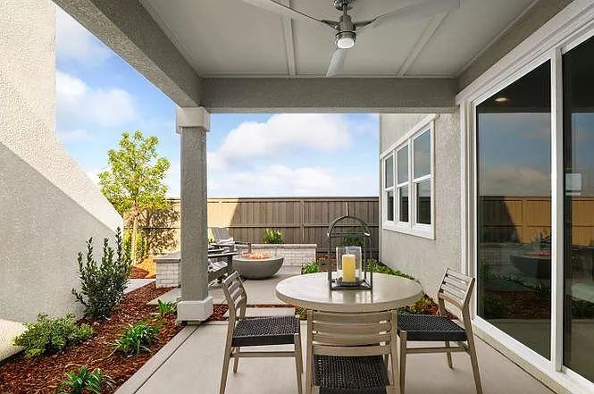 3166 Summit Dr — Photo 13