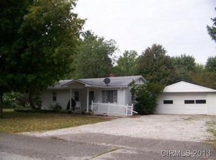 315 Broadway St, Sweetser, IN 46987