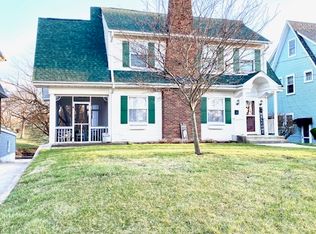 728 E 3rd St, Dixon, IL 61021