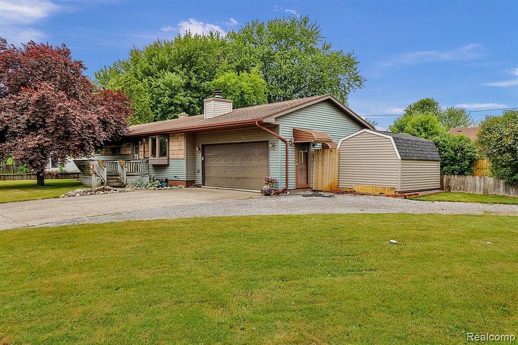 300 W Benjamin St, Linwood, MI 48634 Zillow