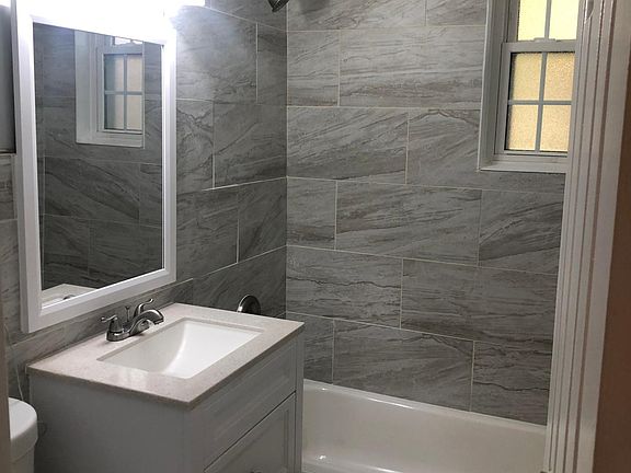 5th image of 210 N George Mason Dr APT 1