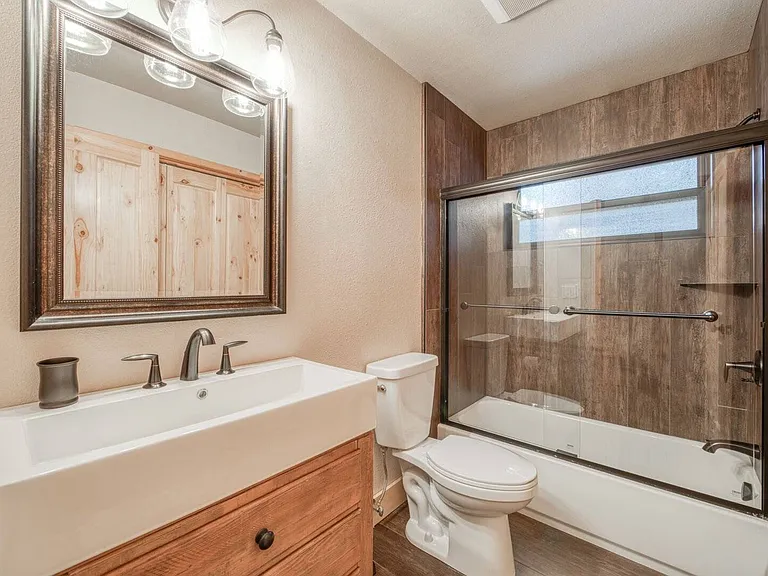 12055 Schussing Way — Photo 14